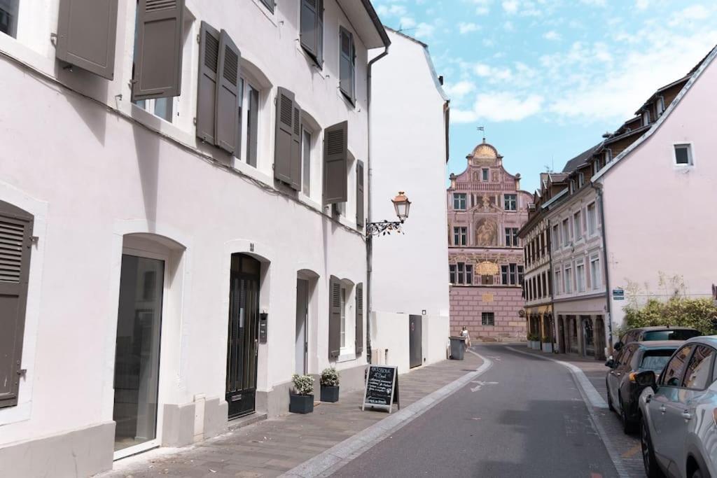 Apartment Near The Magic 6 Persons Apartment, 1 -minute Walk To Christmas Market! *