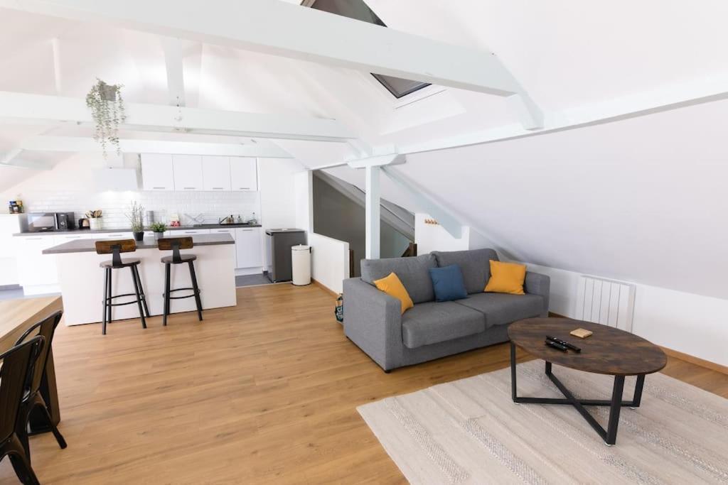 Near The Magic 6 Persons Apartment, 1 -minute Walk To Christmas Market! Apartment *